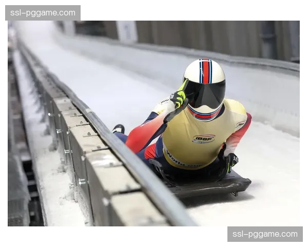 英国钢架雪车男子个人夺金 训练体系科学化成效显著