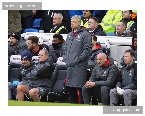 上海海港八场零胜创尴尬纪录 场均失球1.38粒防线堪忧